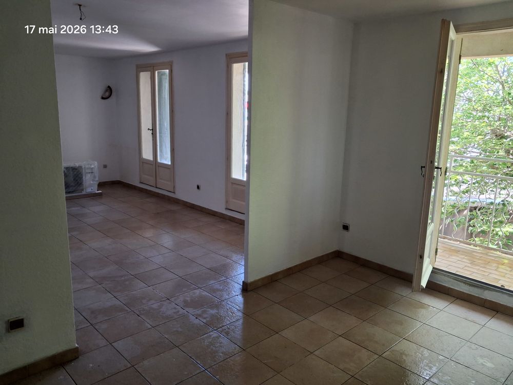 Location Autre bureaux 94 m2 Bagnols-sur-cèze