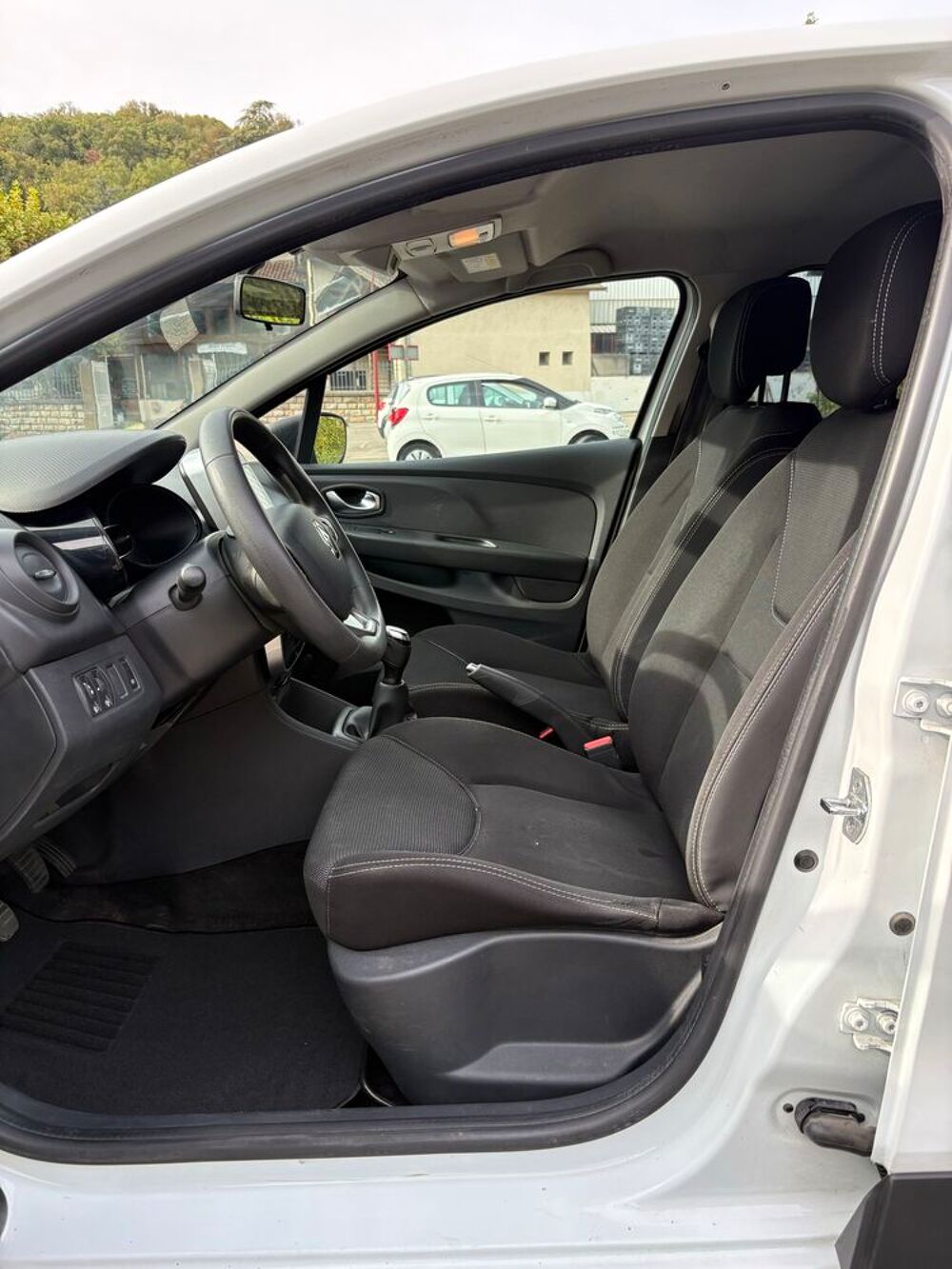 Clio IV Clio dCi 75 E6C Business 2018 occasion 01700 Saint-Maurice-de-Beynost