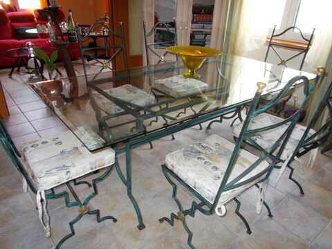 table salle a manger 250 Mulhouse (68)