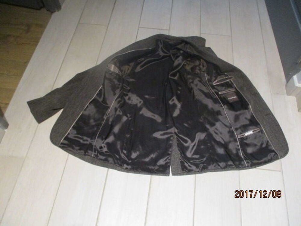 Veste habill&eacute;e Vêtements