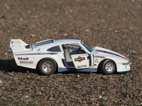 Burago Porsche 935 TT 1/24e 15 Beauzelle (31)