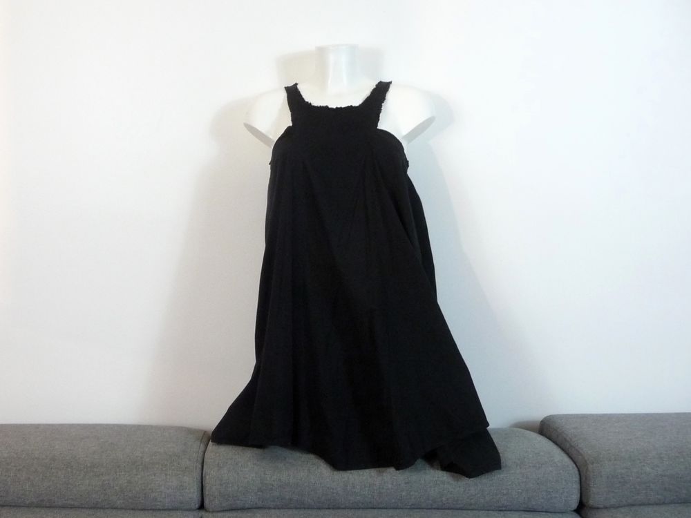 Robe/ Tunique Evas&eacute;e Noir sans manches Vêtements
