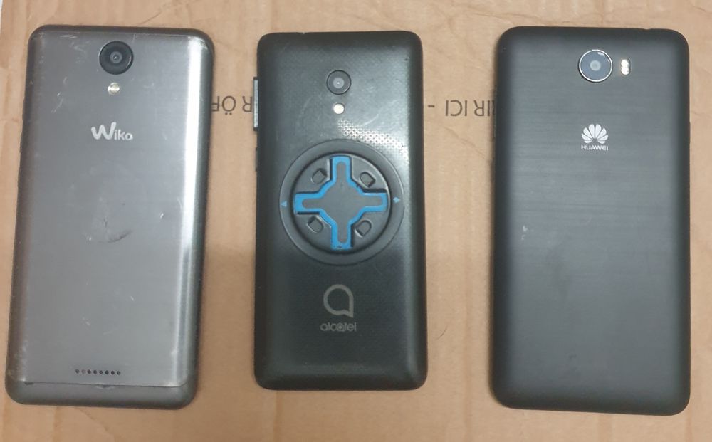 Lot smartphones 3 Téléphones et tablettes