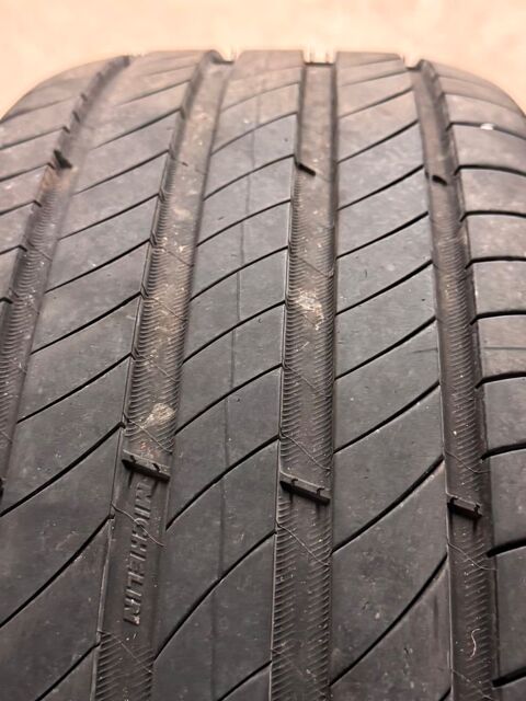 Pi&egrave;ces et &eacute;quipements Voiture Pi&egrave;ces et &eacute;quipements Voiture  occasion Morteau 25500