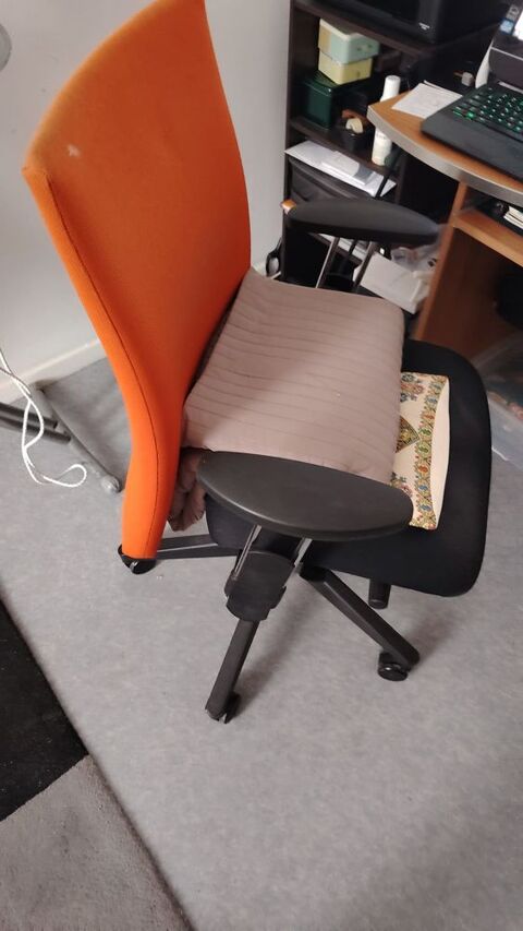  meubles � petits prix + divers vaisselles 60 Moncel-l�s-Lun�ville (54)