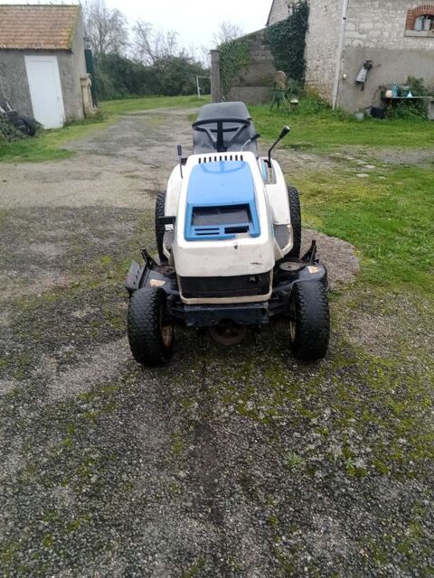 tracteur disel iseki sg 13 + barre de coupe 3 lame 2800 Saran (45)