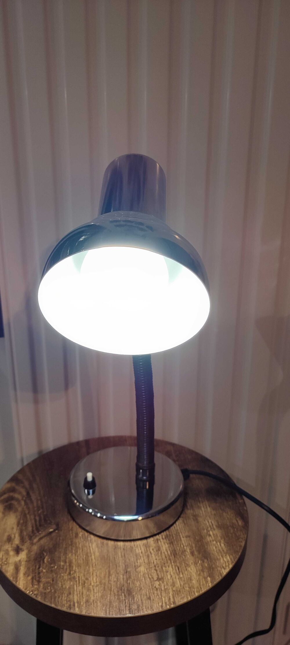Lampe &agrave; poser vintage ann&eacute;es 60 