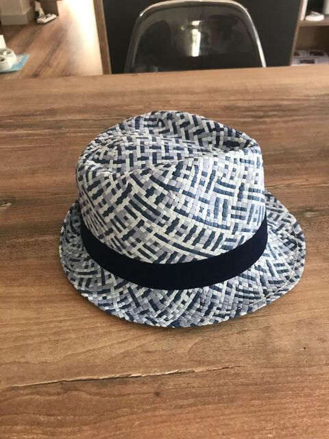 Chapeau enfant gar�on   Vertbaudet   6 Saleilles (66)