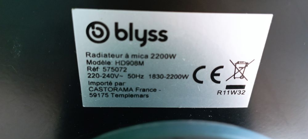 Radiateur &agrave; bain d'huile tr&egrave;s peu servi BYLISS Electroménager