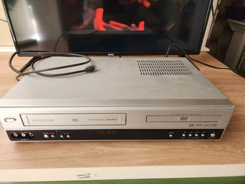 Combiné DAEWOO Lecteur DVD CD - Magnétoscope 90 Saint-Fargeau (89)