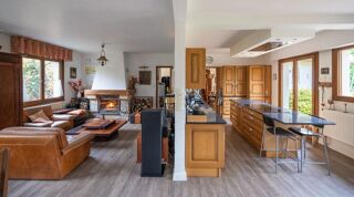  Maison à vendre 9 pièces 244 m²