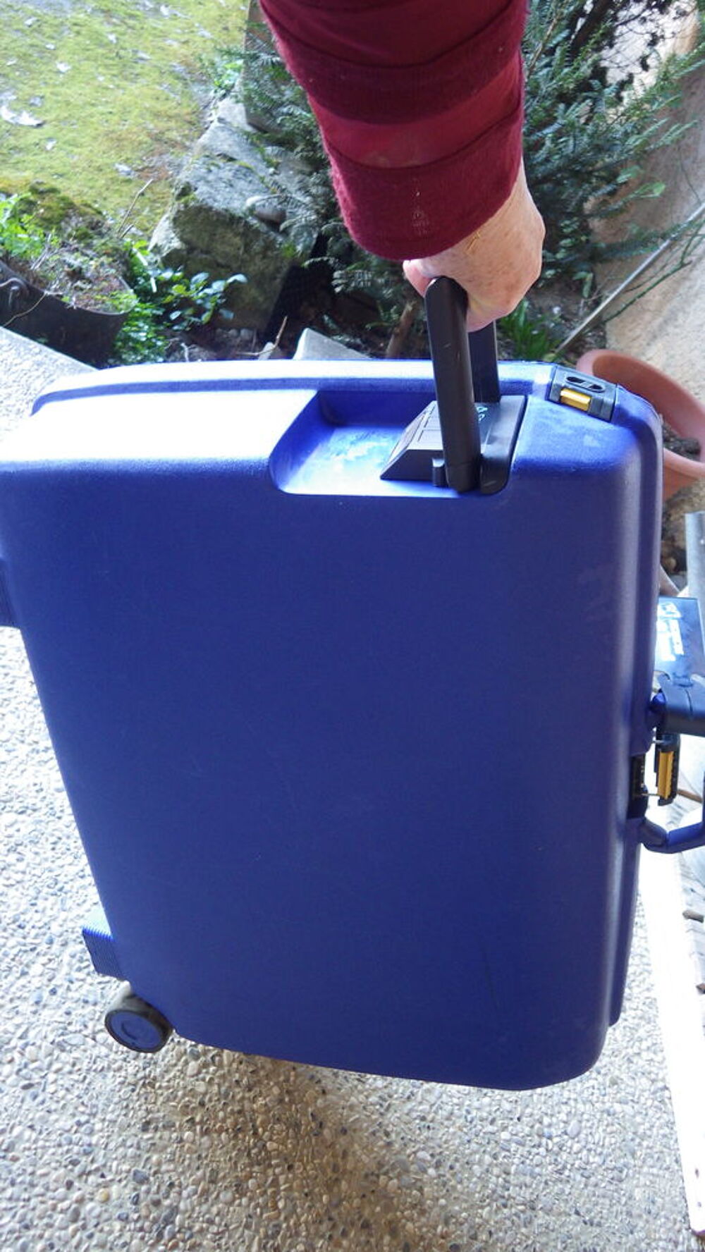 Achetez grande valise rigide occasion, annonce vente à Alixan (26