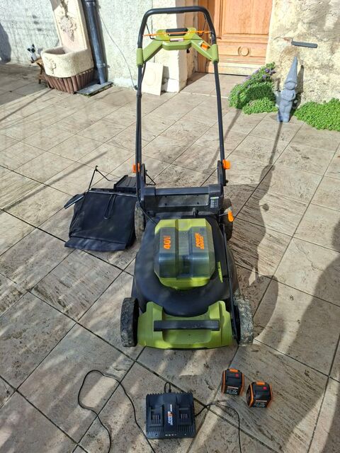 tondeuse essential by worx avec batteries rechargeable 130 Annemasse (74)