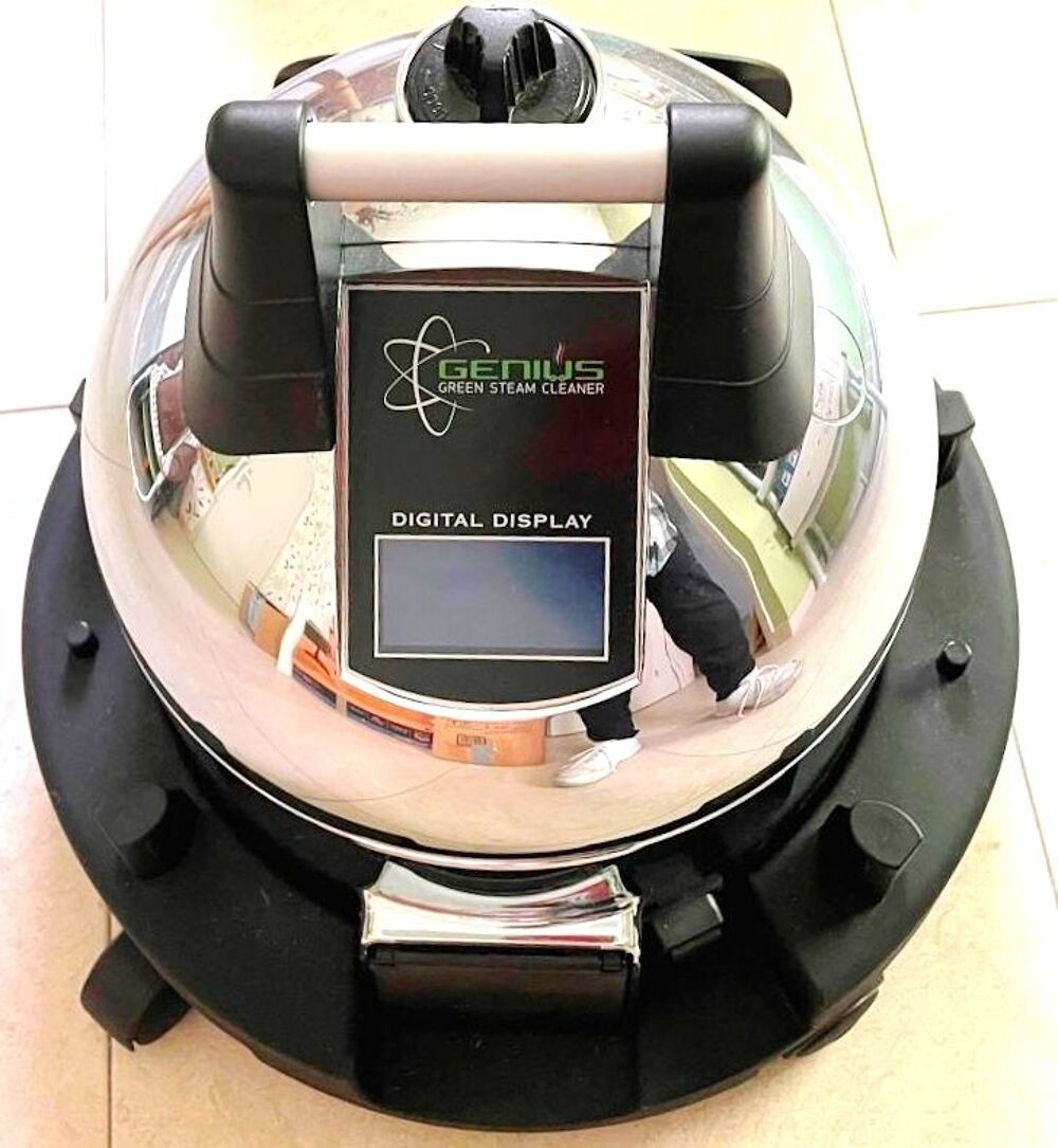 Nettoyeur &agrave; vapeur neuf Vaporetto Genius fabriqu&eacute; en Italie Electrom�nager