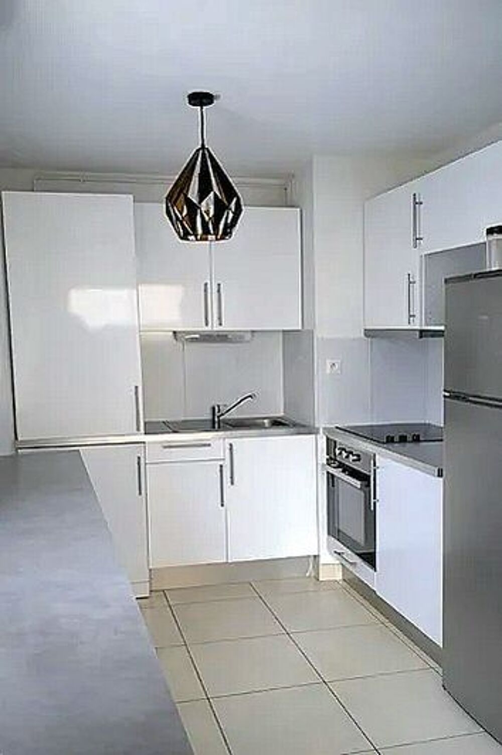 Vente Appartement T3 62 m² avec 100 m² d'extérieur+2 places de parking+cellier Balaruc-le-vieux