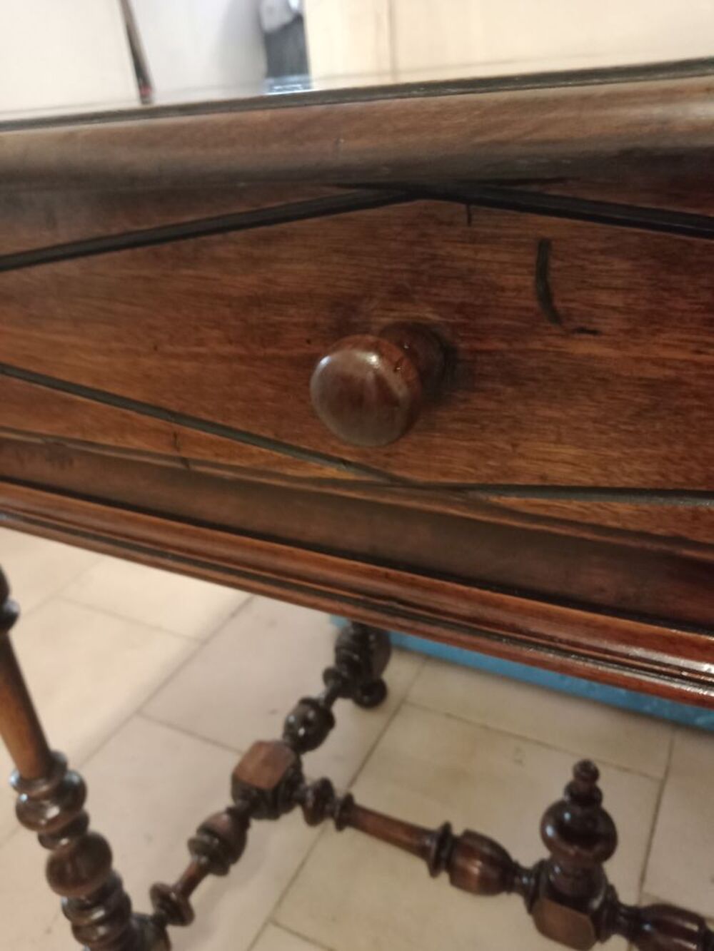Table de salon louis XIV D'&eacute;poque 18&eacute;me Meubles