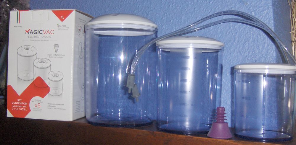 NEUF MAGIC VAC Set de 3 r&eacute;cipients de 0,75l ? 1,5 l - 3l
Electrom�nager