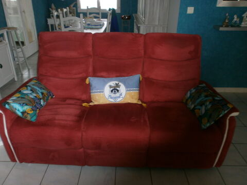 Canap� 3 places 160 Pierrelatte (26)