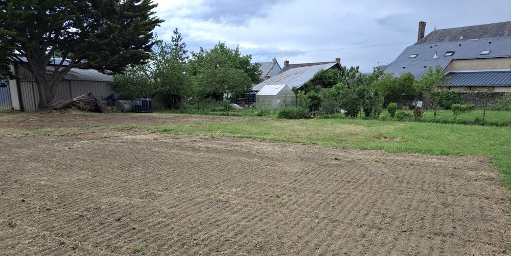 Vente Terrain Terrain constructible plat viabilisé de 583 M2 Saint-lambert-du-lattay