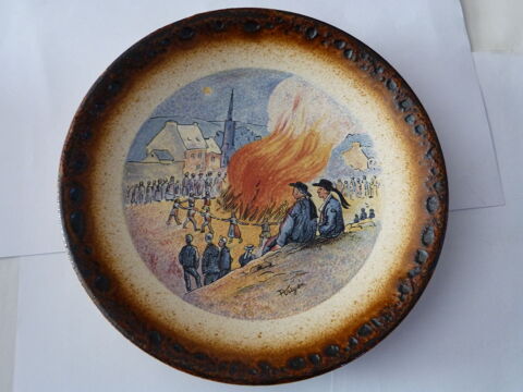 ASSIETTE SAINT CLEMENT  décor  BRETON  signé  TRIGON 8 Brest (29)