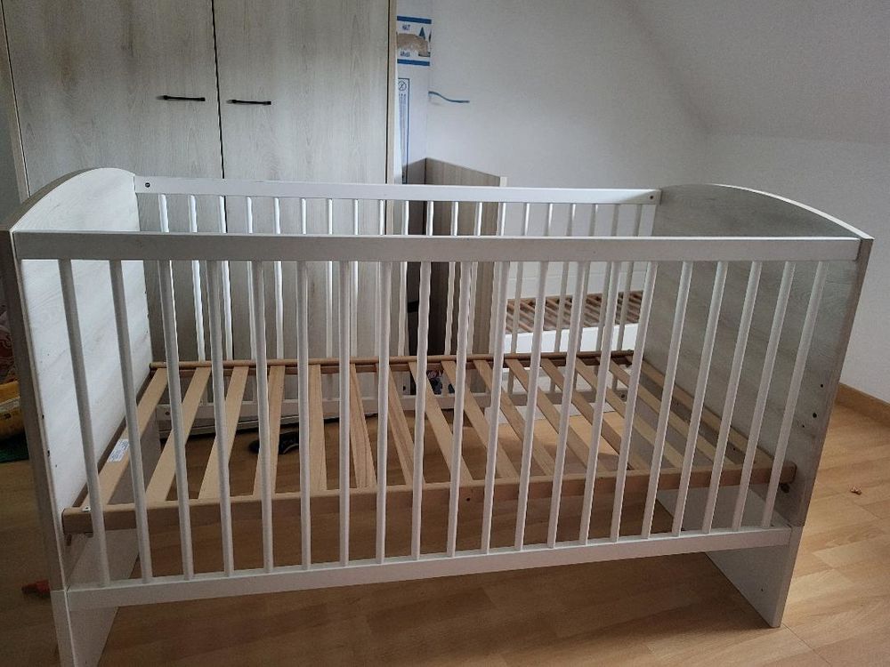 lit &agrave; barreaux Mobilier enfants