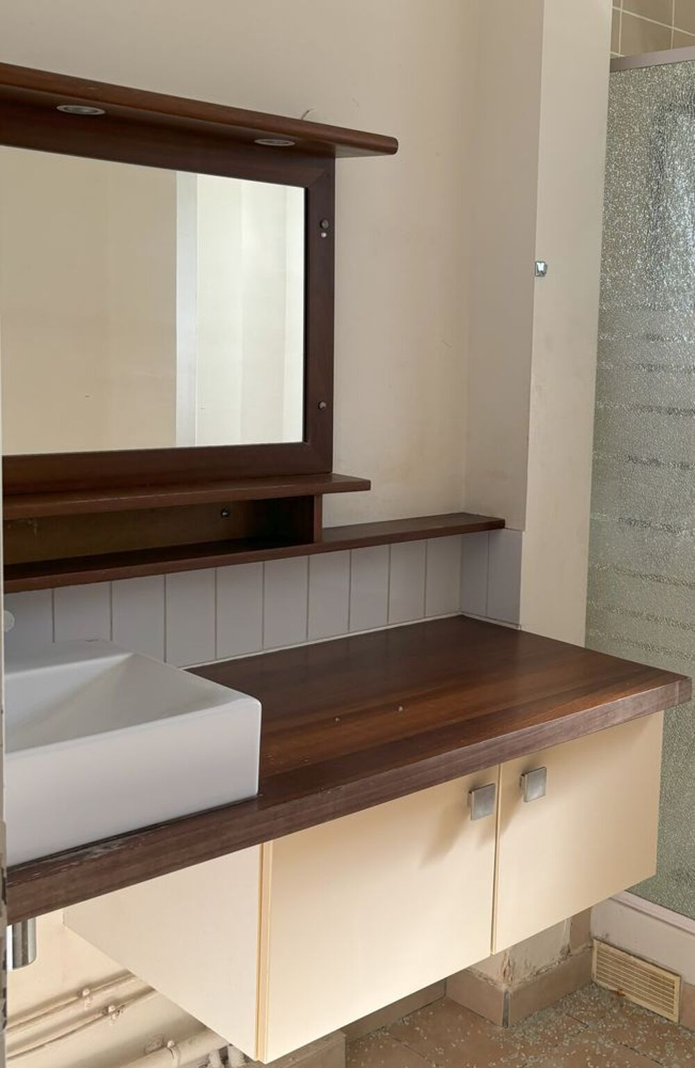 Meubles salle de bain et placards Meubles