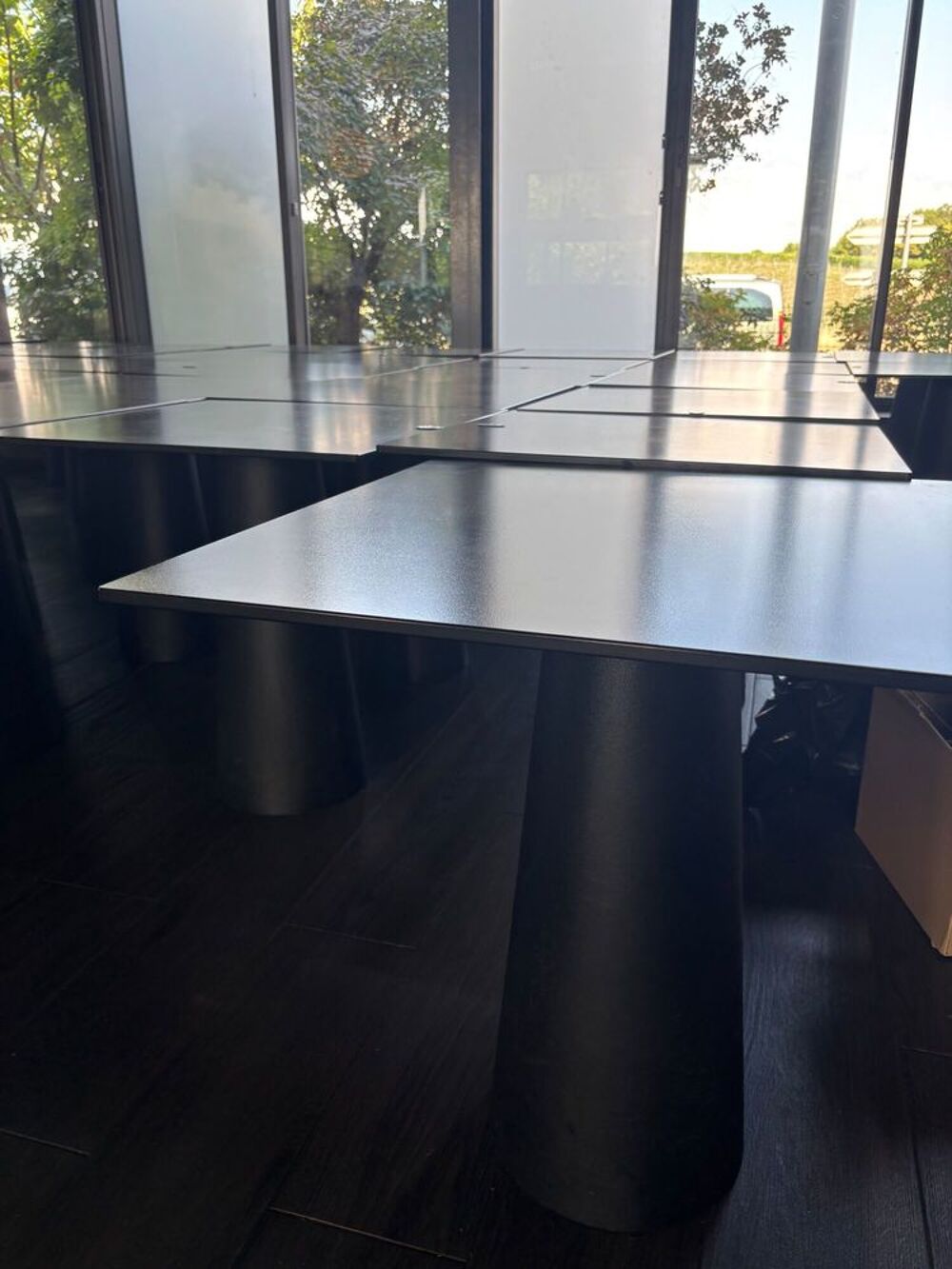 Belles tables Moooi Meubles