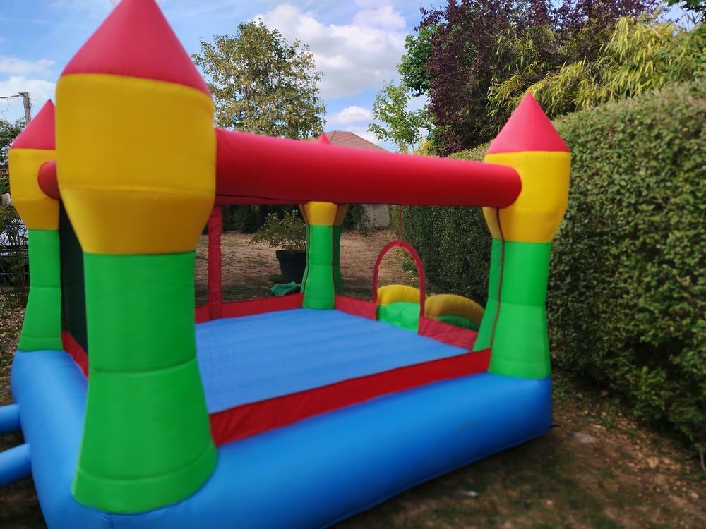 Ch&acirc;teau gonflable Jeux / jouets