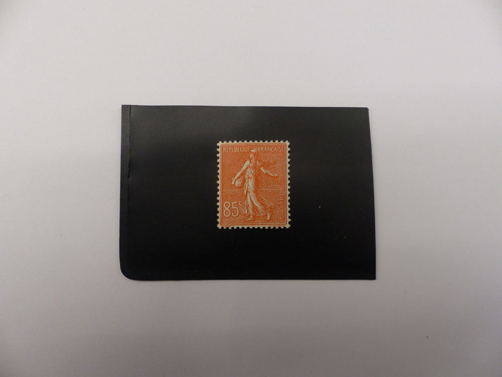 TIMBRE 204 NEUF ** COTE 28 €
