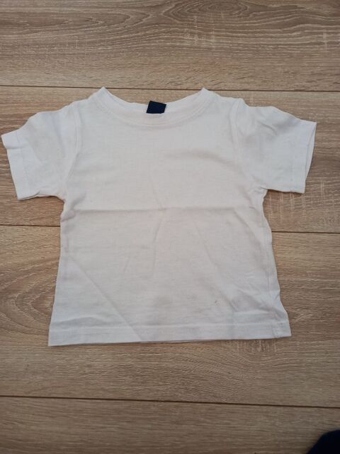 Tee-shirt manches courtes uni blanc taille 2 ans 1 Villiers (86)
