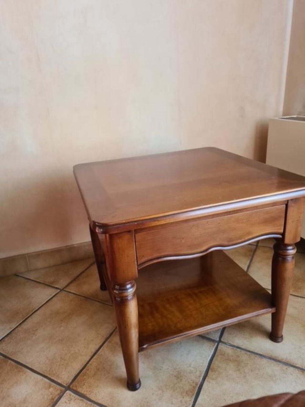 Suite sucession meubles massifs de qualit&eacute; , . Meubles