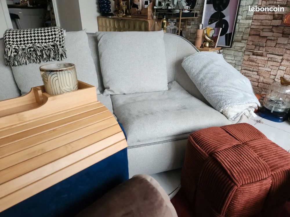 Canap&eacute; tissu 2 places design contemporain Kavehome. Meubles