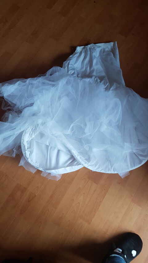 Jupon de robe de marie. 10 Henvic (29)
