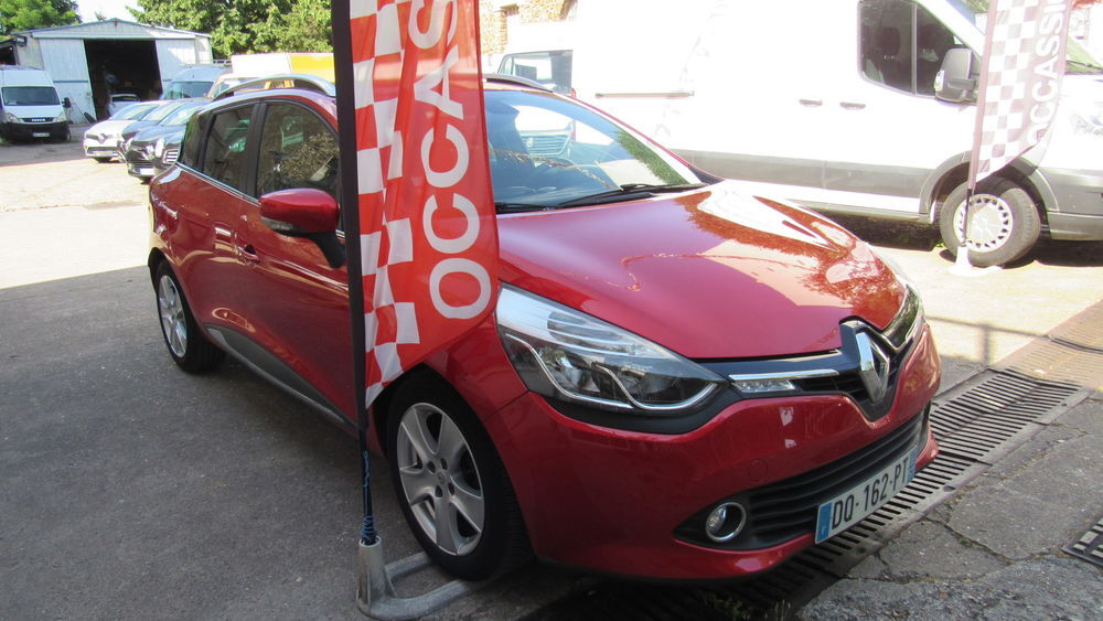 Clio IV Estate Clio Estate IV TCe 120 Intens EDC 2015 occasion 94500 Champigny-sur-Marne