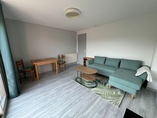  Appartement à louer 3 pièces 52 m²