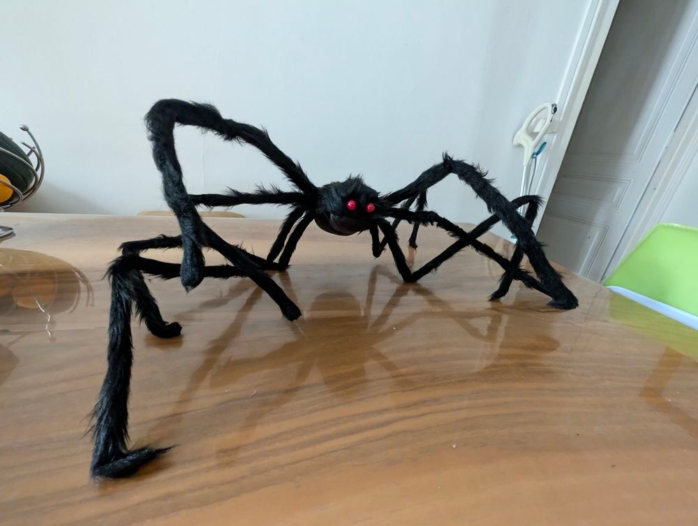 Araign&eacute;e g&eacute;ante HALLOWEEN 125 cm Décoration