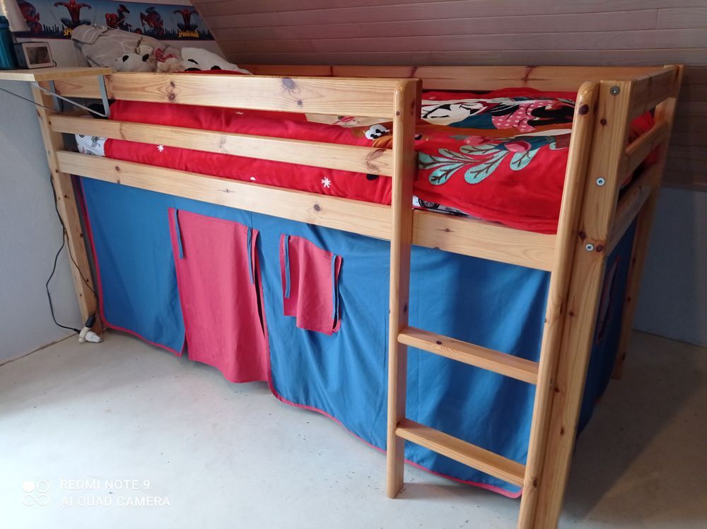 LIT CABANE POUR ENFANT 5 &agrave; 12 ANS 70 euros Mobilier enfants