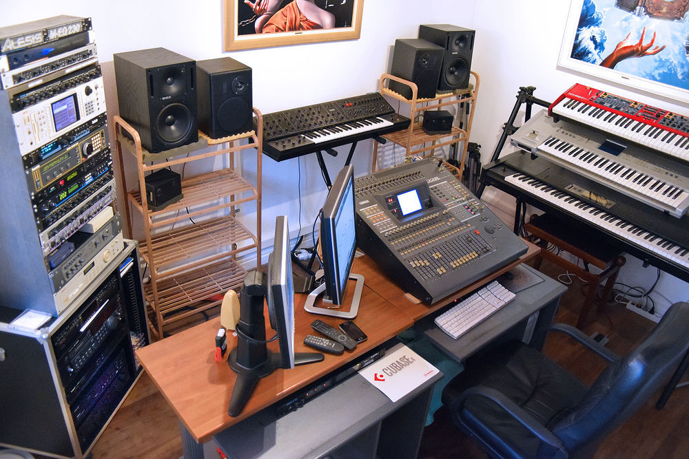 Cherche chanteuse Instruments de musique