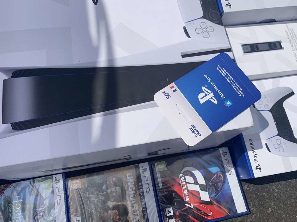PS5 + accessoires Consoles et jeux vidéos