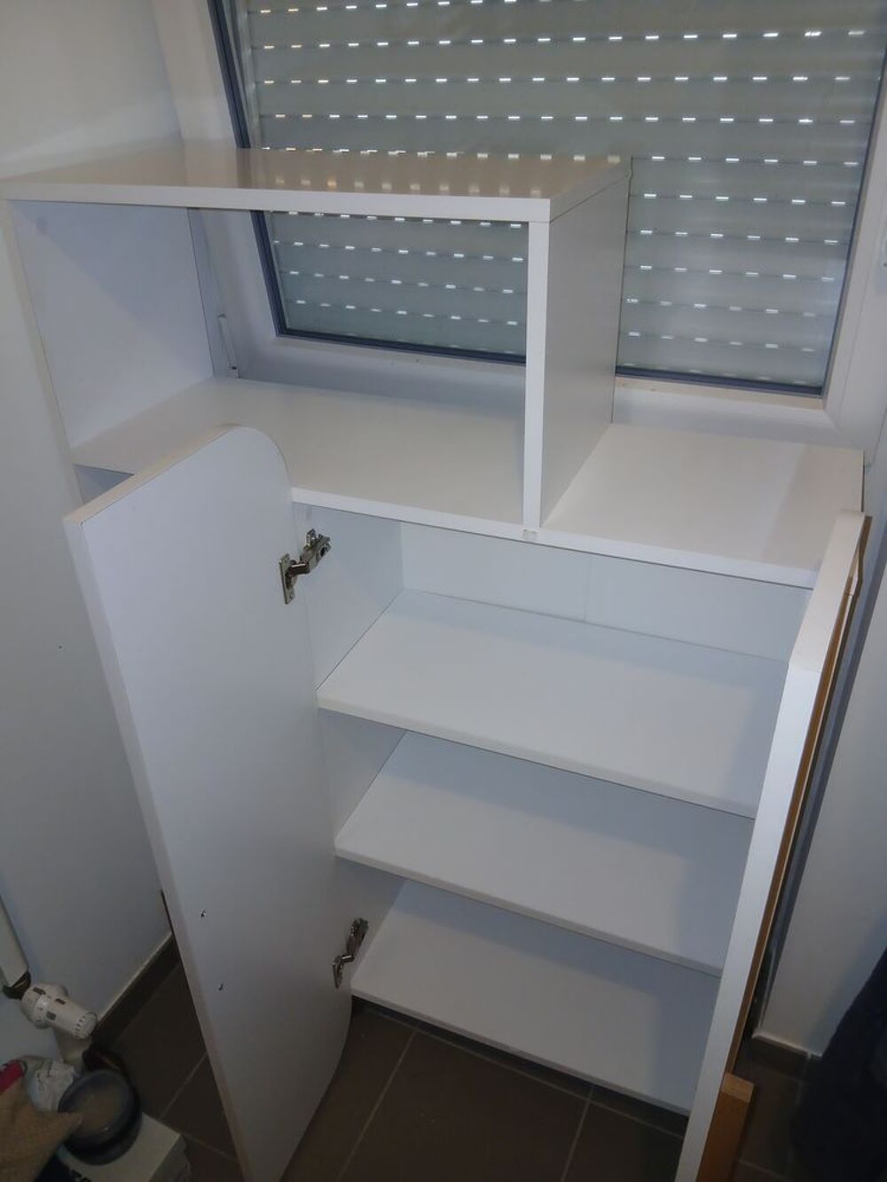Meuble blanc tr&egrave;s bon &eacute;tat Meubles