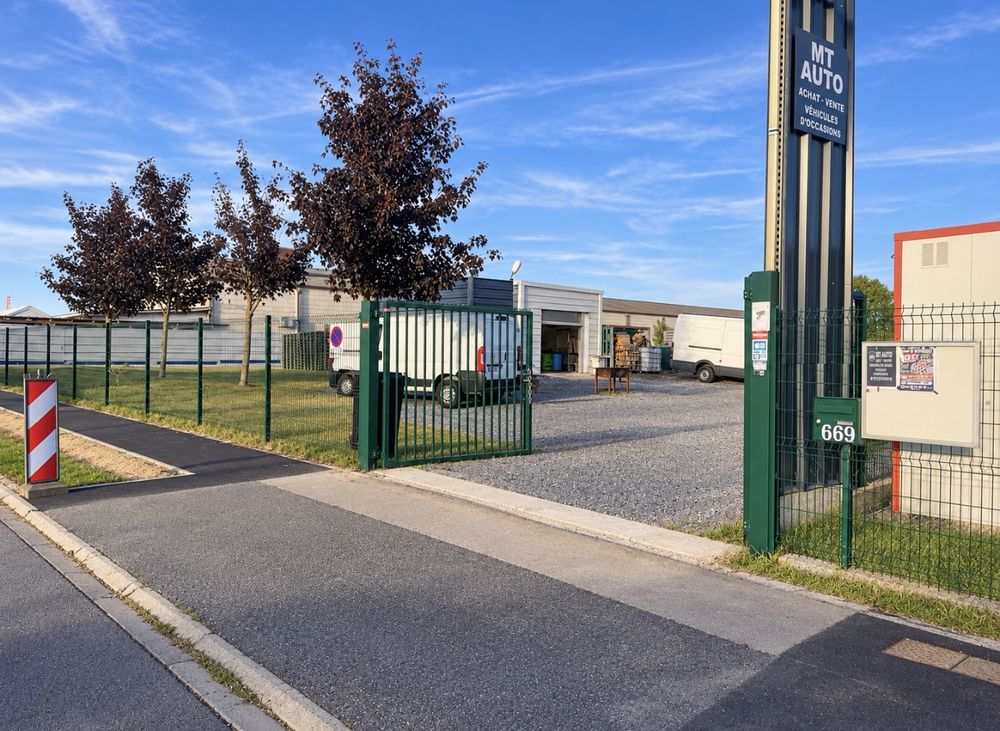 Location Atelier ? BUREAU + ATELIER + TERRAIN PROFESSIONNEL ? MONTDID Montdidier