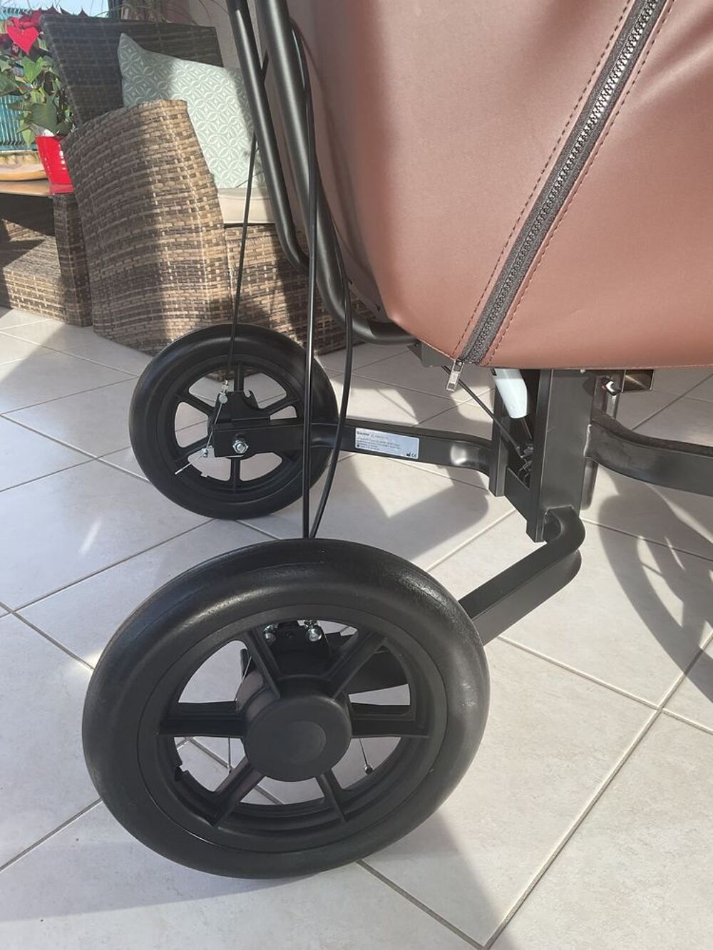 Fauteuil roulant Meubles