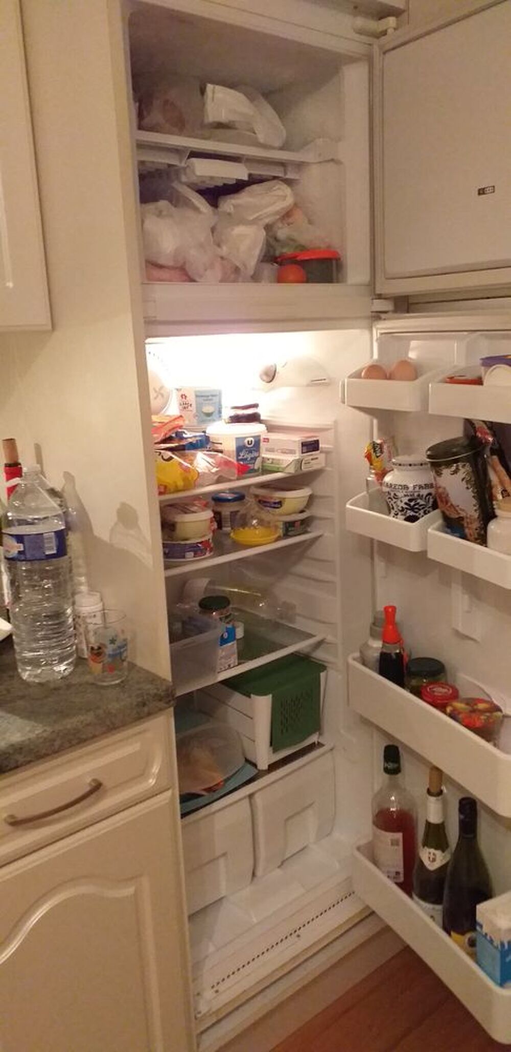 Frigo cong&eacute;lateur int&eacute;grable
Electroménager