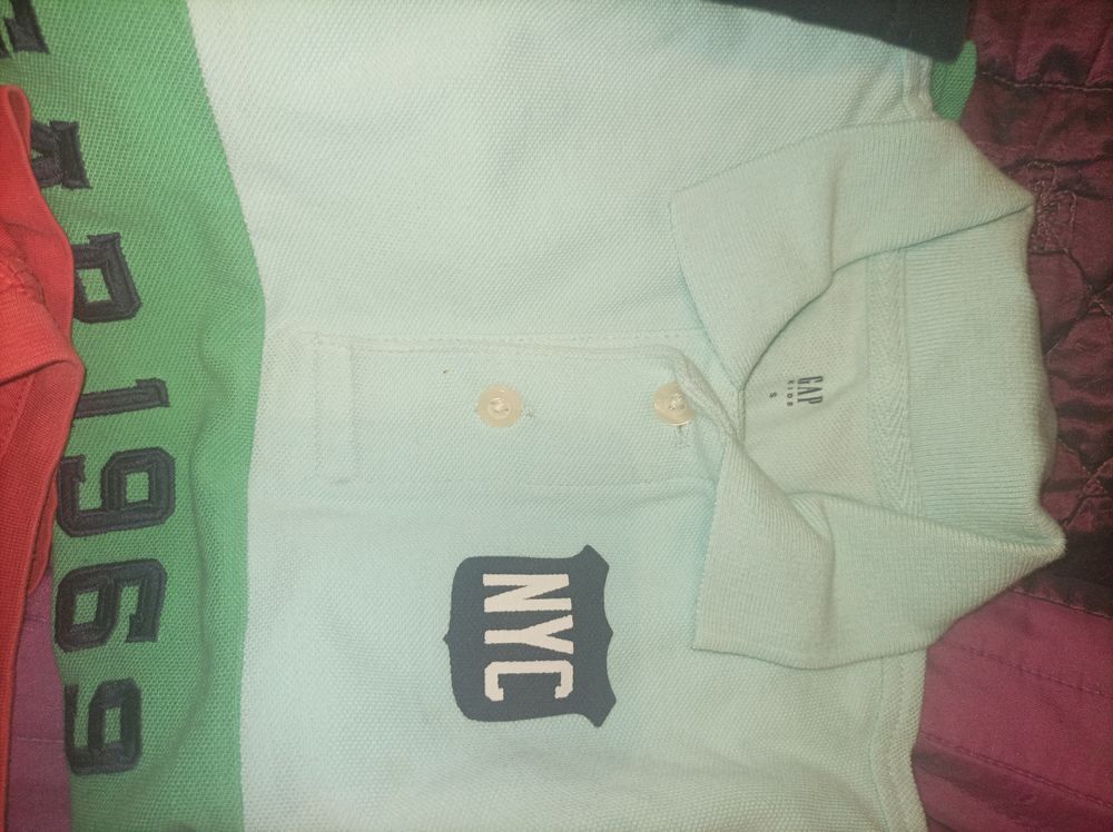 V&ecirc;tements gar&ccedil;ons 4 &agrave; 16 ans 
Levi's, Armani, Ralph Vêtements