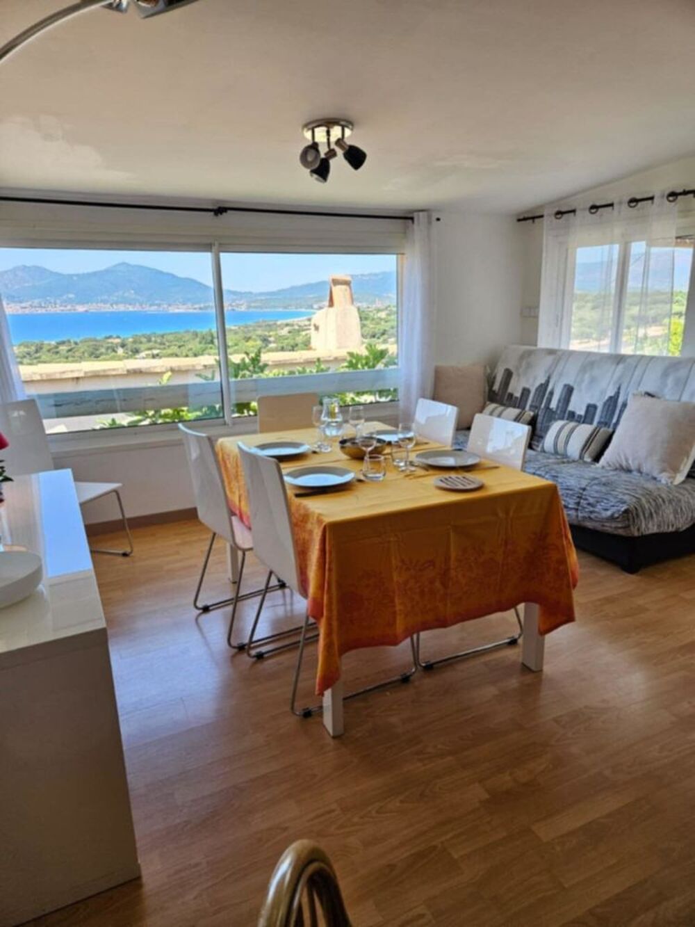   Petite villa climatisée belle vue mer à  2km plage Porticcio Corse, Porticcio (20166)