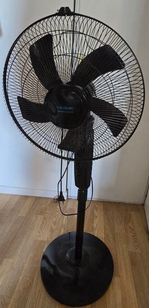 Ventilateur sur pied 10 La Plaine St Denis (93)