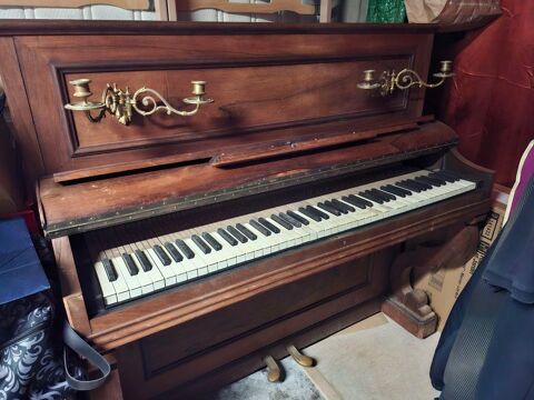 Donne Piano 0 Champagne-au-Mont-d'Or (69)