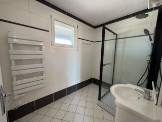  Appartement à louer 2 pièces 53 m²