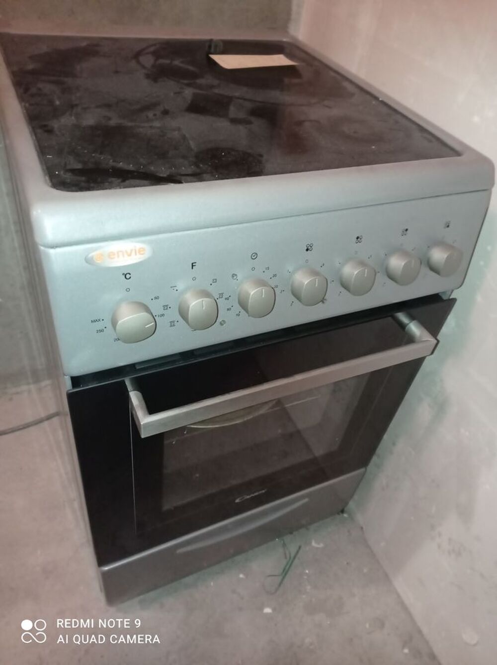 Gazini&egrave;re &eacute;lectrique Electroménager