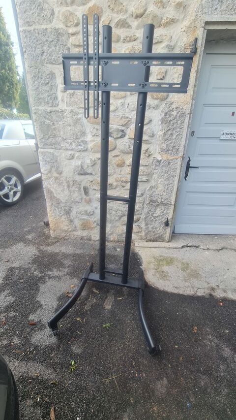 Support tv mobile 100 Tornac (30)